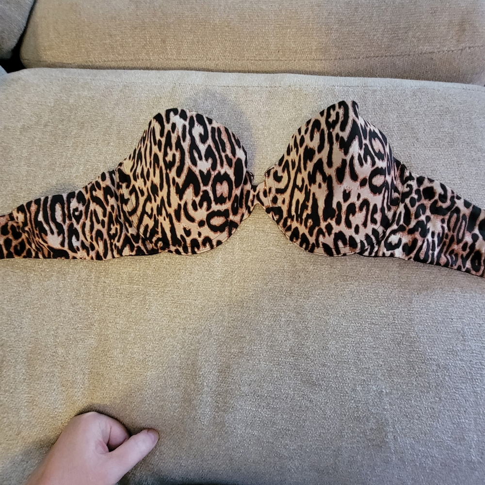 Women's George 36C leopard print strapless bra, padded, good condition
